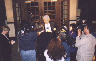 Henry Hyde arrives at Flossmoor Country Club