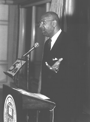 Warner Saunders speaking